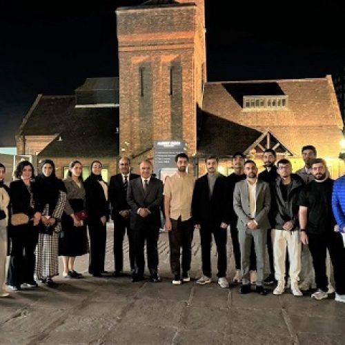 Ambassador to the UK Hosts Dinner for Bahraini Students in Liverpool