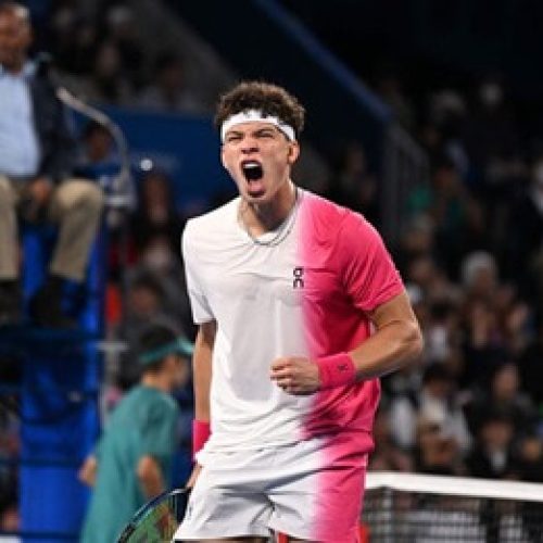American Rising Star Ben Shelton Reaches First Career Final in Tokyo Tennis Tournament