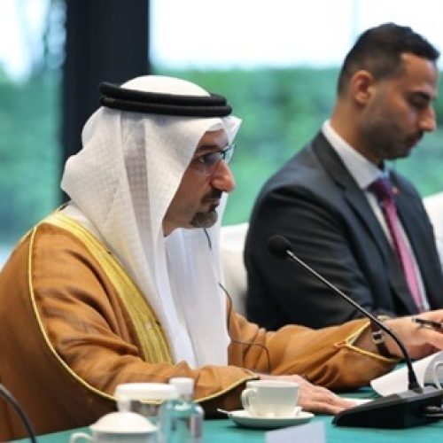 Industry and Commerce Minister Meets Chinese Counterpart for Bilateral Talks